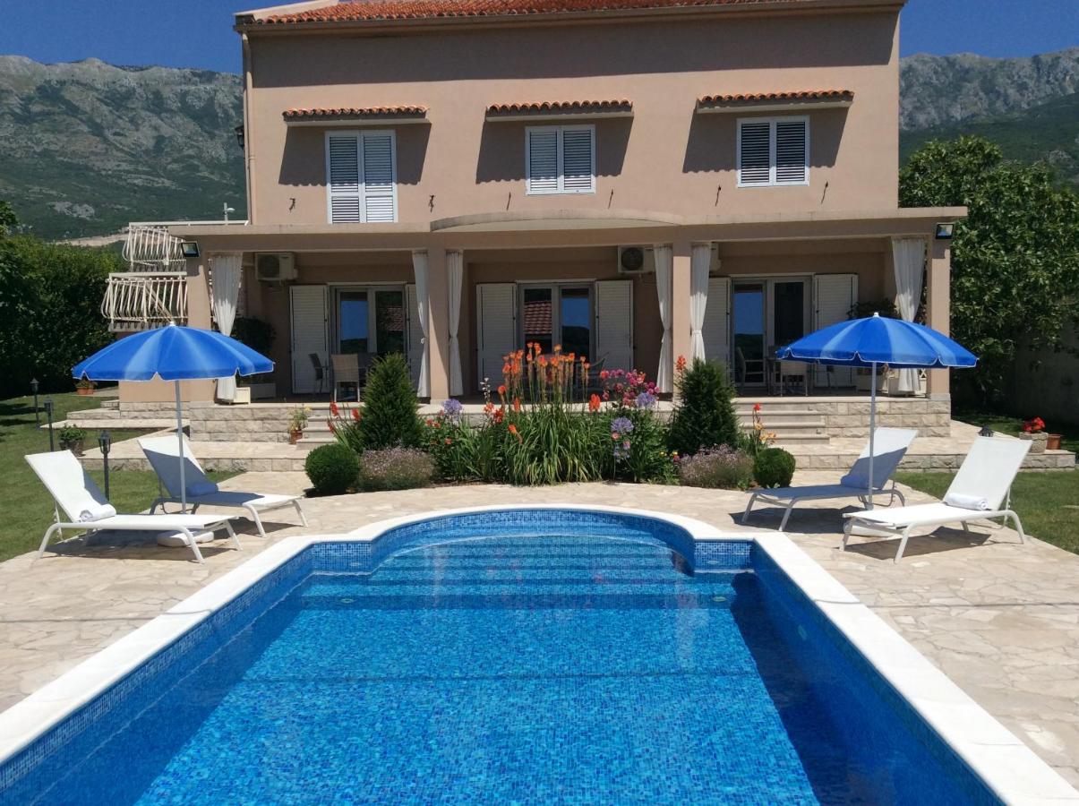 Apartments Raskovic Radanovici Luaran gambar