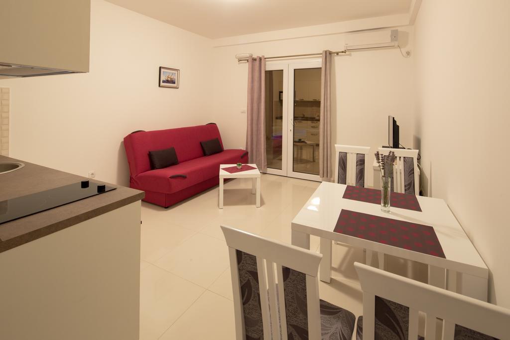Apartments Raskovic Radanovici Luaran gambar