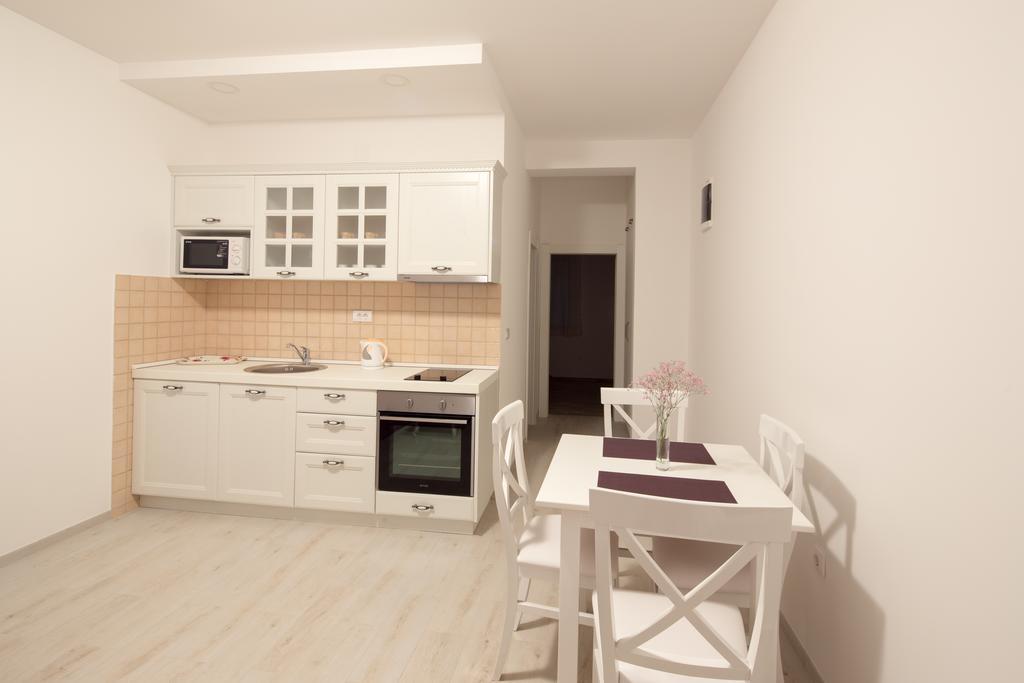 Apartments Raskovic Radanovici Luaran gambar