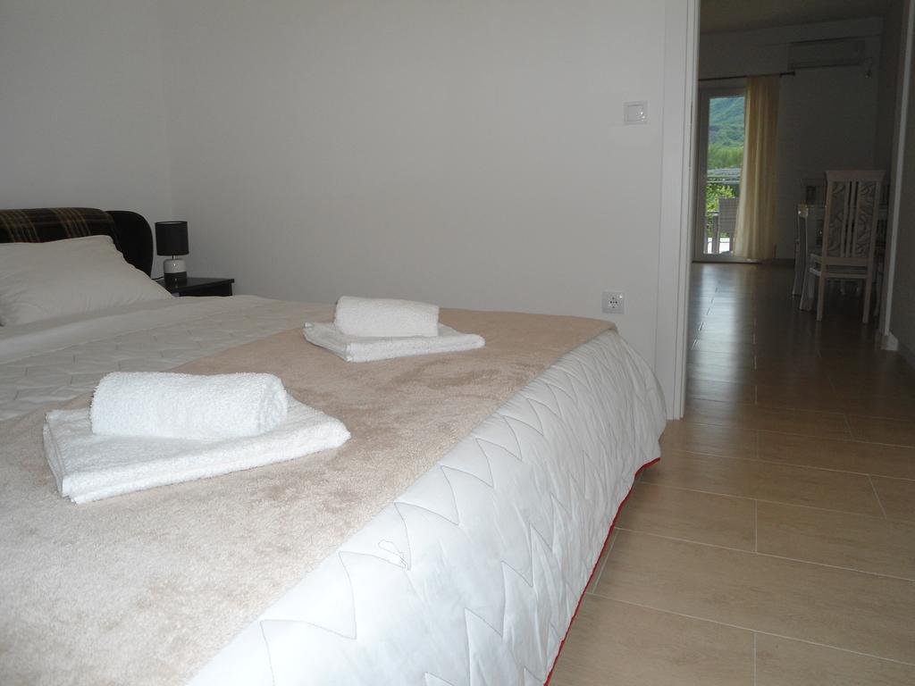 Apartments Raskovic Radanovici Luaran gambar