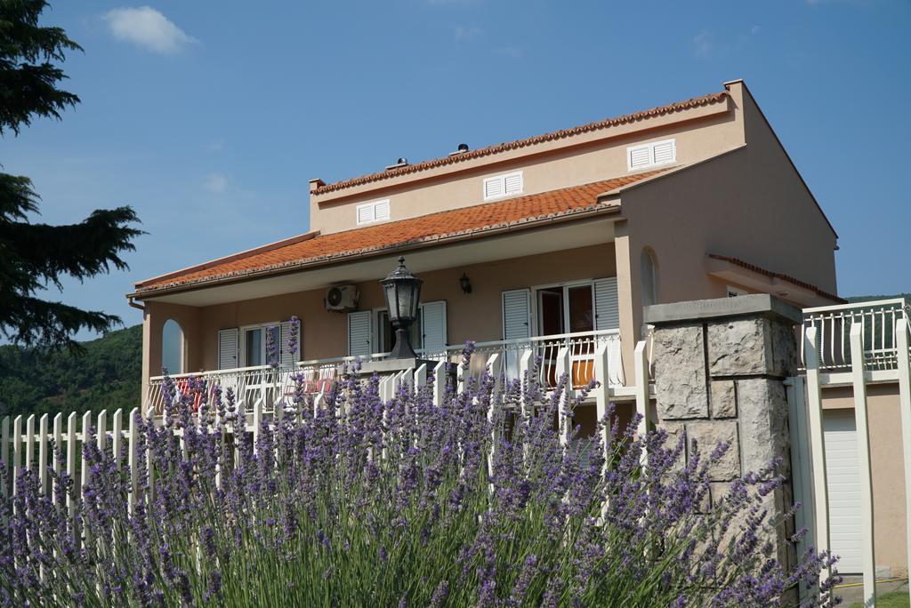 Apartments Raskovic Radanovici Luaran gambar